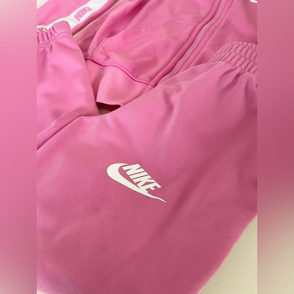 Nike Kids Pink Matching Set Zip Up Tracksuit with Logo Accents Girls 4 XS - Picture 8 of 14